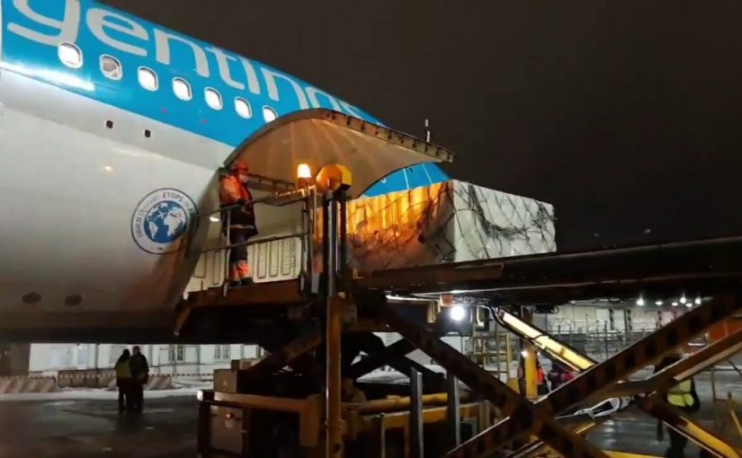 Hoy martes sale el avión de Aerolíneas a China para traer la vacuna Sinopharm