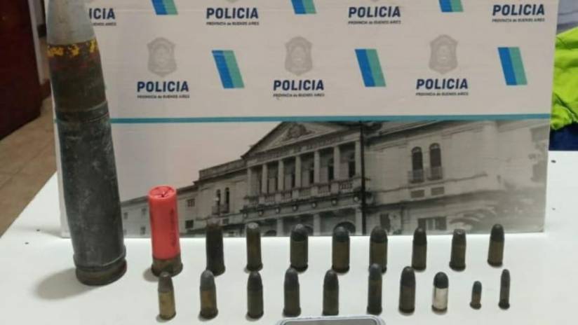 V. Gesell – Allanamiento: se detuvo a una mujer y secuestraron drogas y municiones