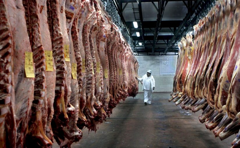 El Gobierno formalizó el cierre de las exportaciones de carne vacuna
