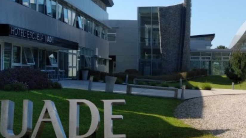 Becas UADE Madariaga